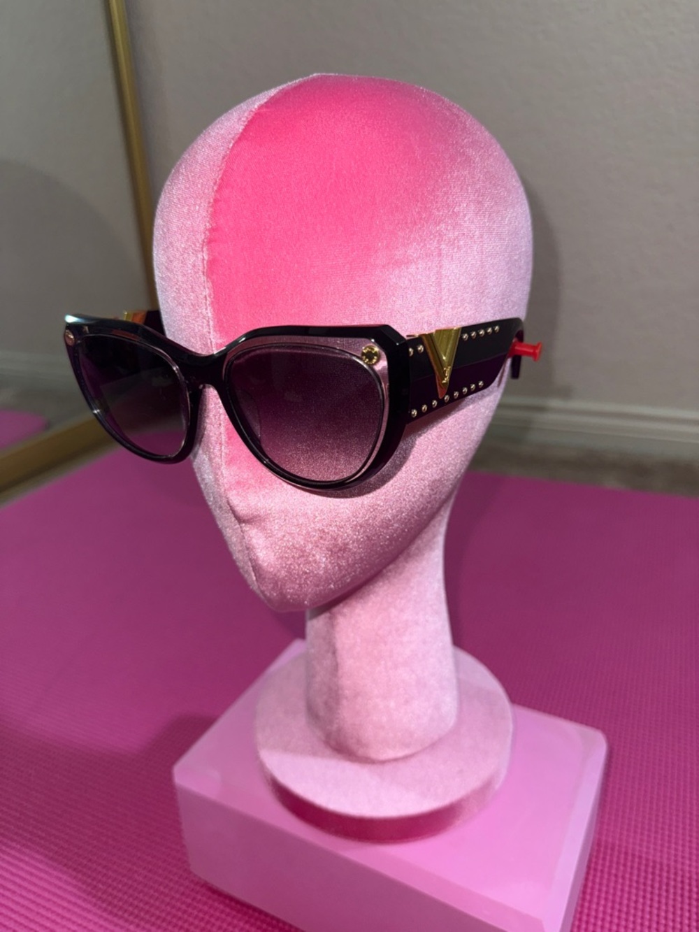 Louis Vuitton Black Gradient Cat-Eye Sunglasses with Gold V Accent